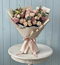 Букет цветов из:  Розы и Лизиантусы #REPLACE_PRED# Фастовецкой