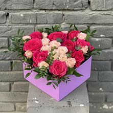 Цветочная композиция из Розы в коробке в Фастовецкой