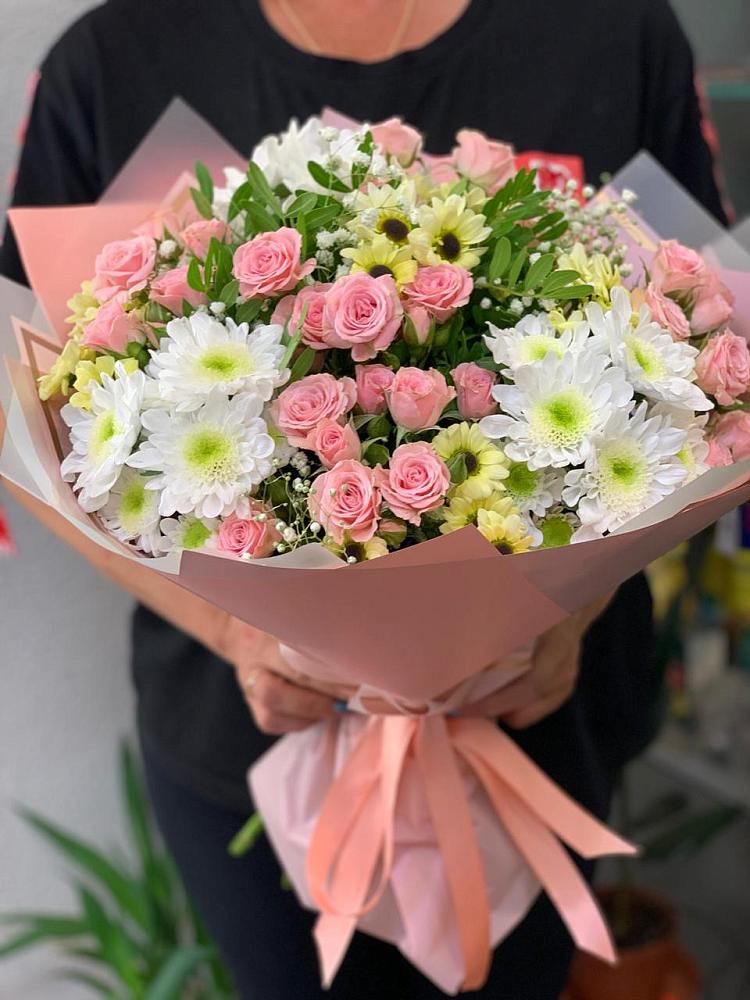 Букет цветов из: Розы и Хризантемы в Фастовецкой