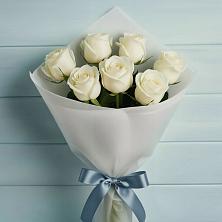 Букет 7 Белых роз Эдлесс Лав в Фастовецкой