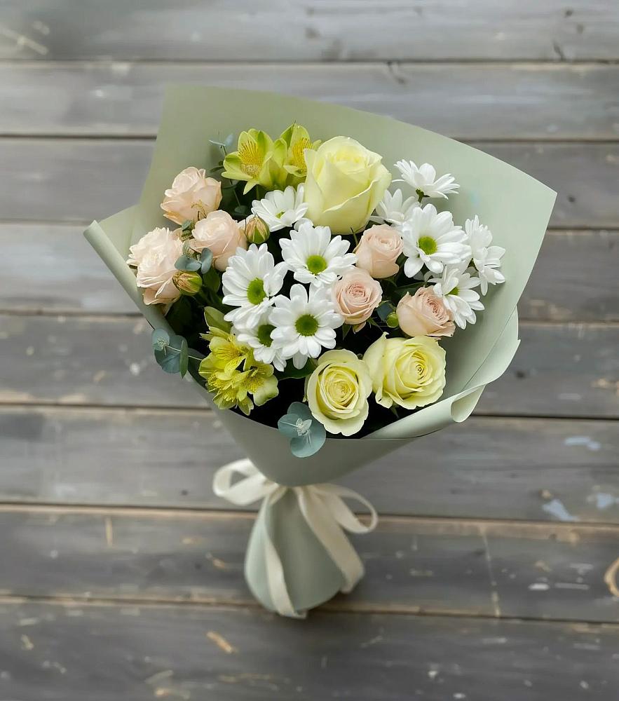 Букет цветов из: Альстромерии, Розы и Хризантемы в Фастовецкой