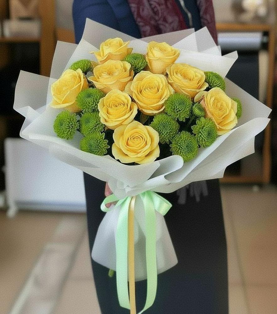 Букет цветов из: Хризантемы и Розы в Фастовецкой