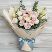 Букет цветов из:  Лизиантусы в Фастовецкой