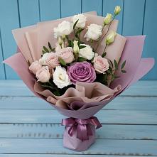 Букет цветов из:  Розы и Лизиантусы в Фастовецкой