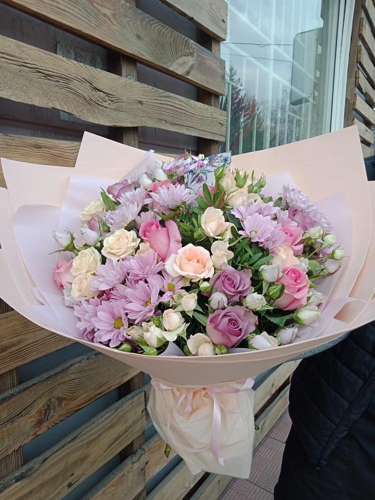 Букет цветов из: Розы и Хризантемы в Фастовецкой