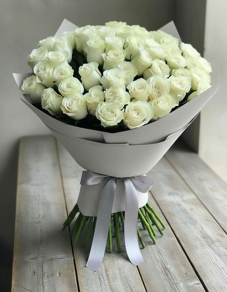 Букет 35 Белых роз в Фастовецкой