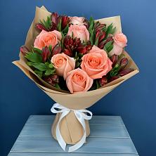 Букет цветов из:  Розы и Альстромерии в Фастовецкой