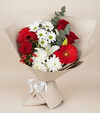 Букет цветов из:  Розы, Хризантемы, Герберы и Лилии в Фастовецкой