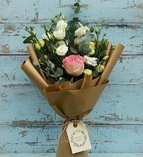 Букет цветов из:  Розы и Лизиантусы #REPLACE_PRED# Фастовецкой